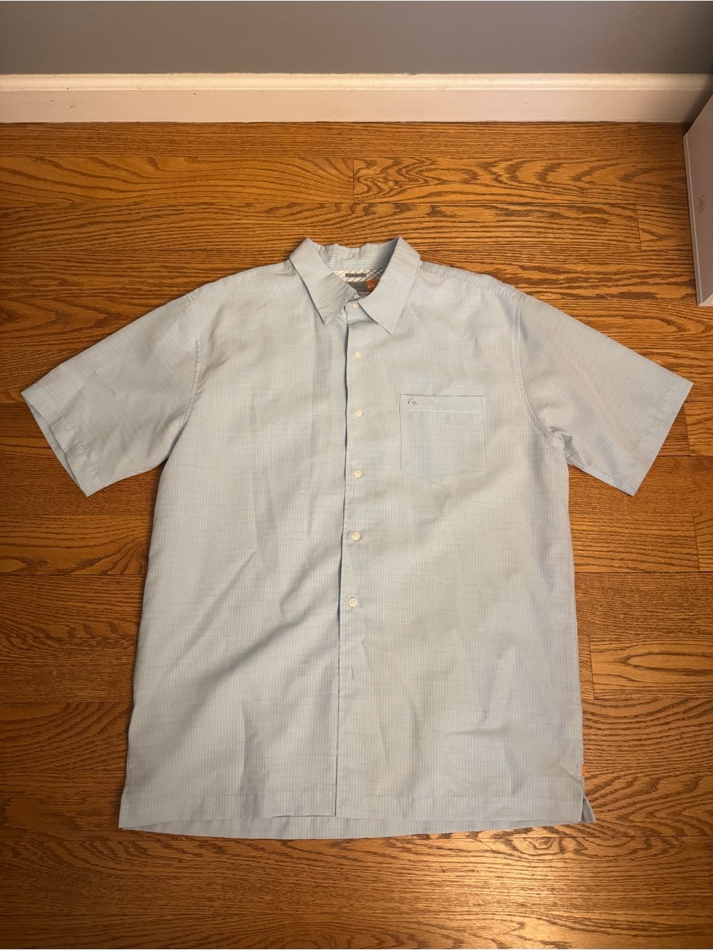 Mens Quicksilver button down shirt